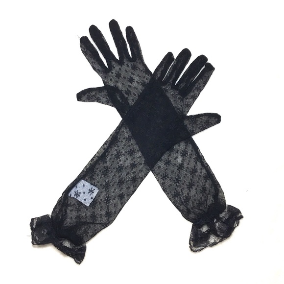 Claire's Accessories - Long Black Lace Gloves